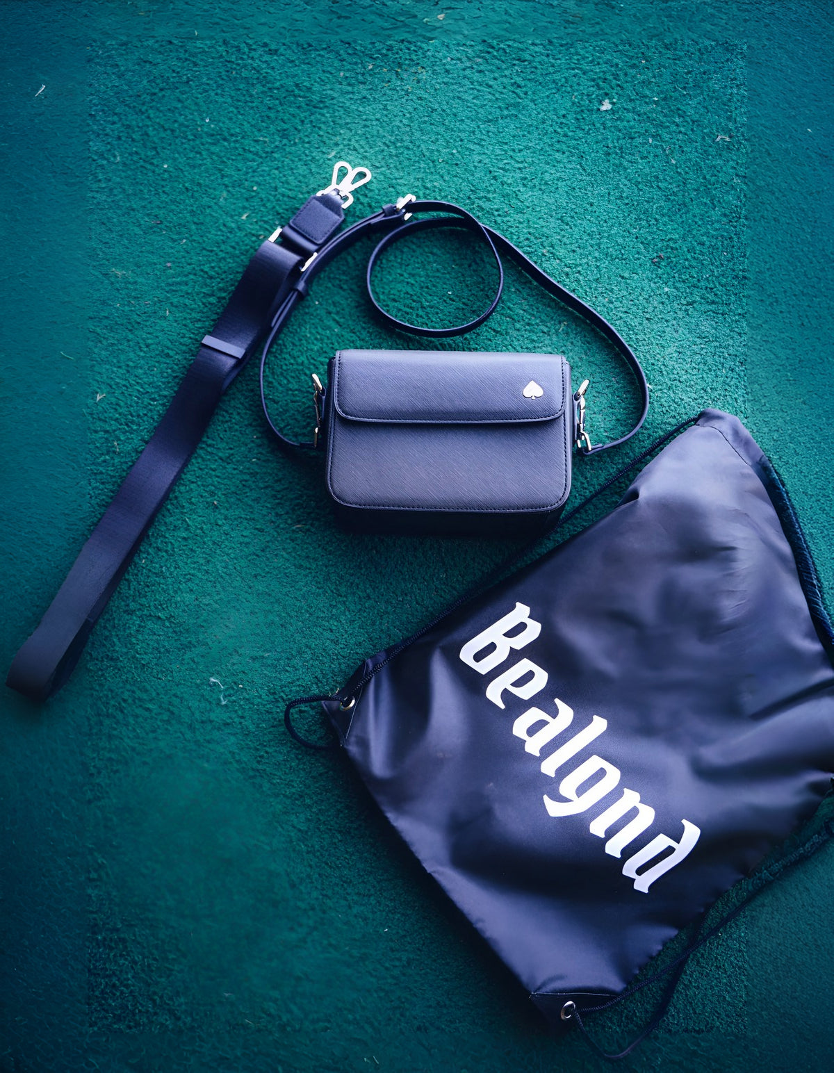 Bolso Magnet Negro De Bealgnd