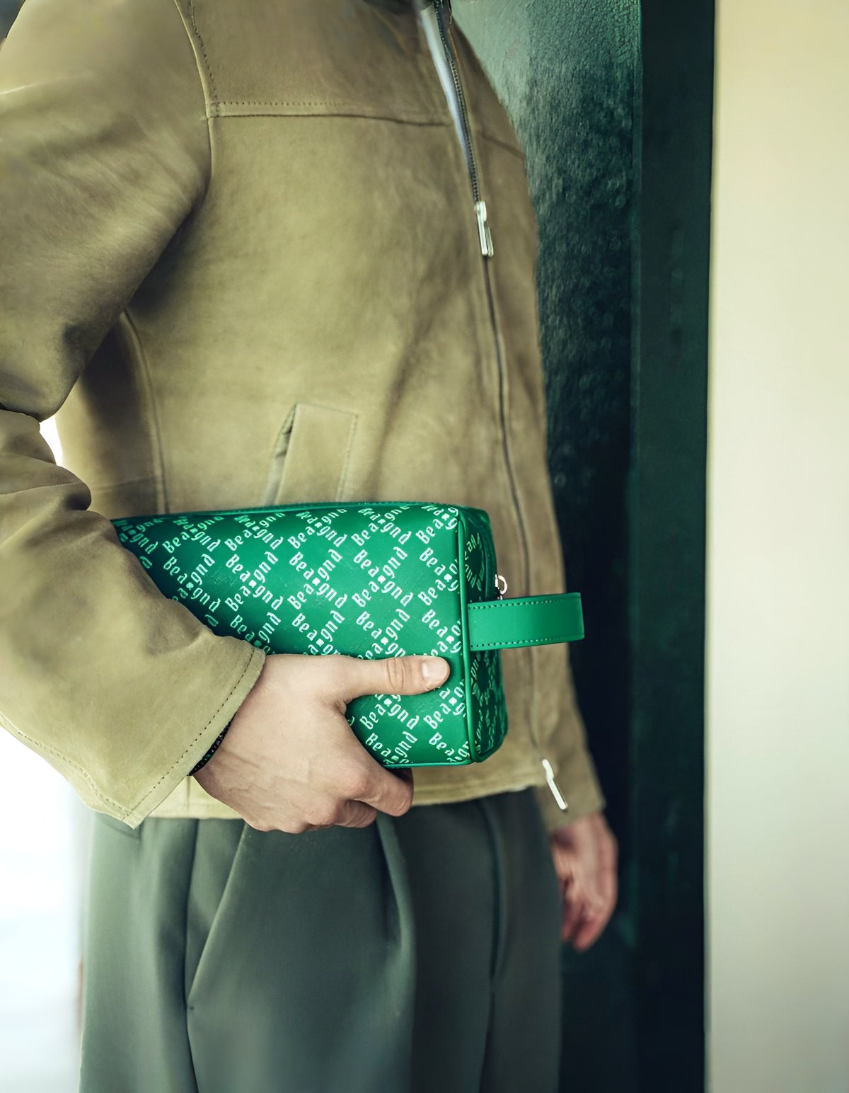 Neceser Monogram Verde De Bealgnd