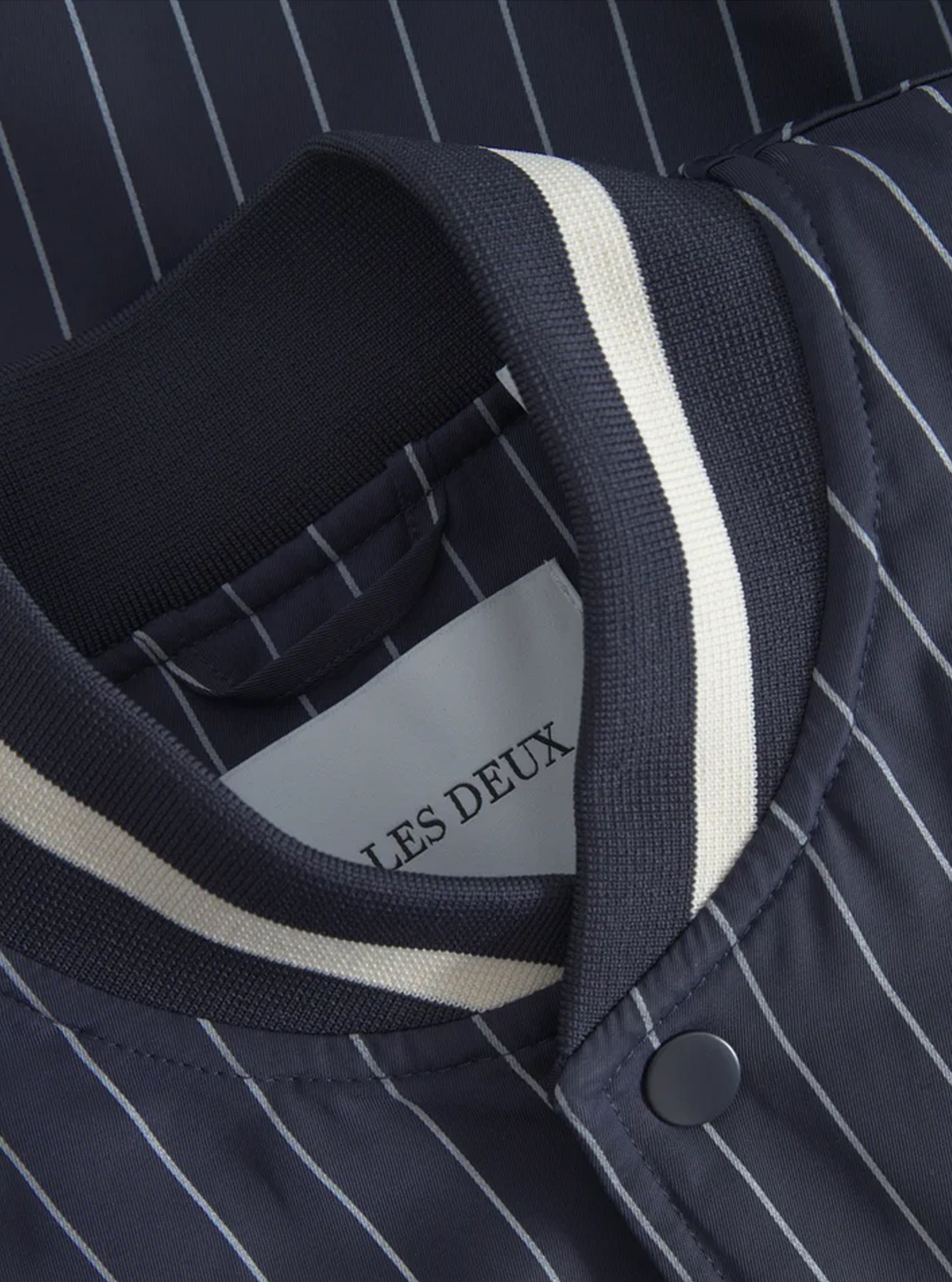 Bomber universitaria Les Deux Tech navy/marfil