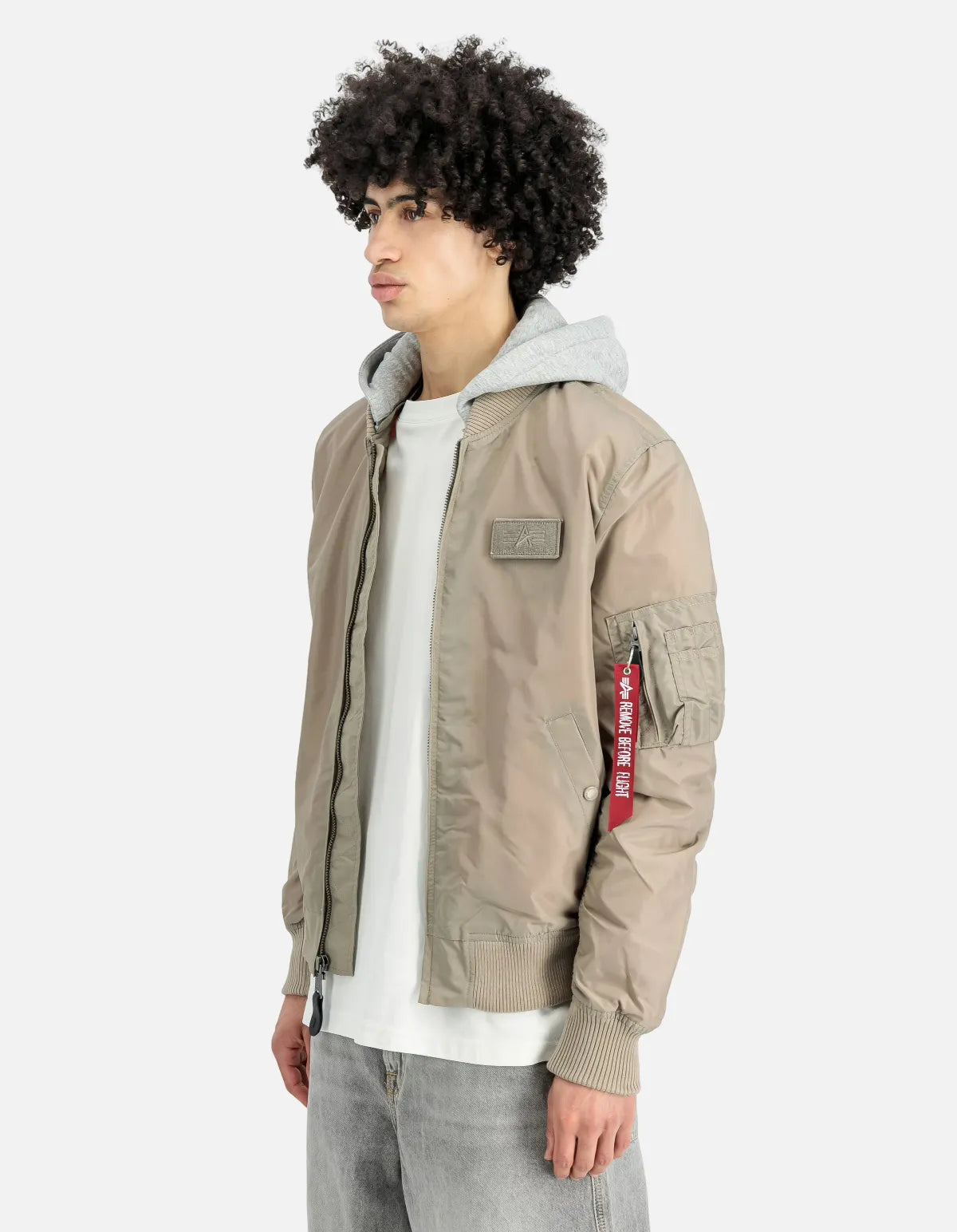 Chaqueta bomber MA-1 TT Hood vintage sand de Alpha Industries