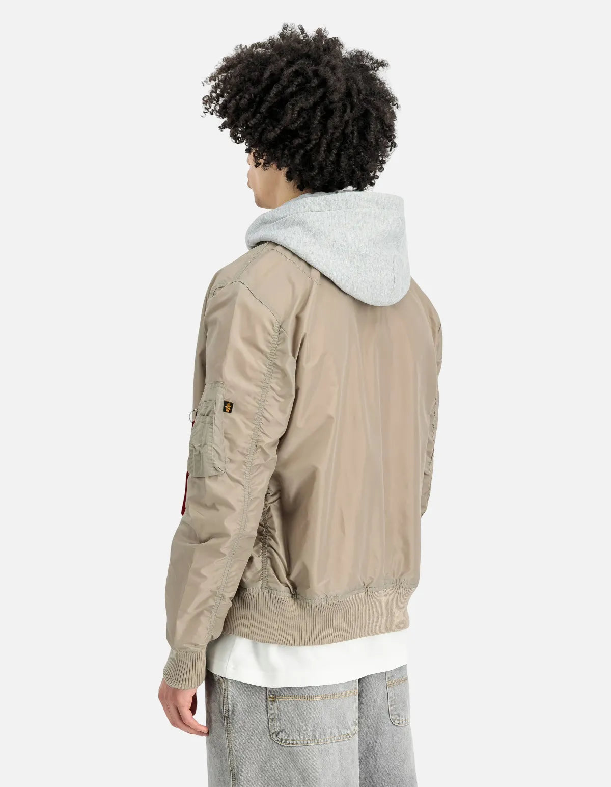 Chaqueta bomber MA-1 TT Hood vintage sand de Alpha Industries