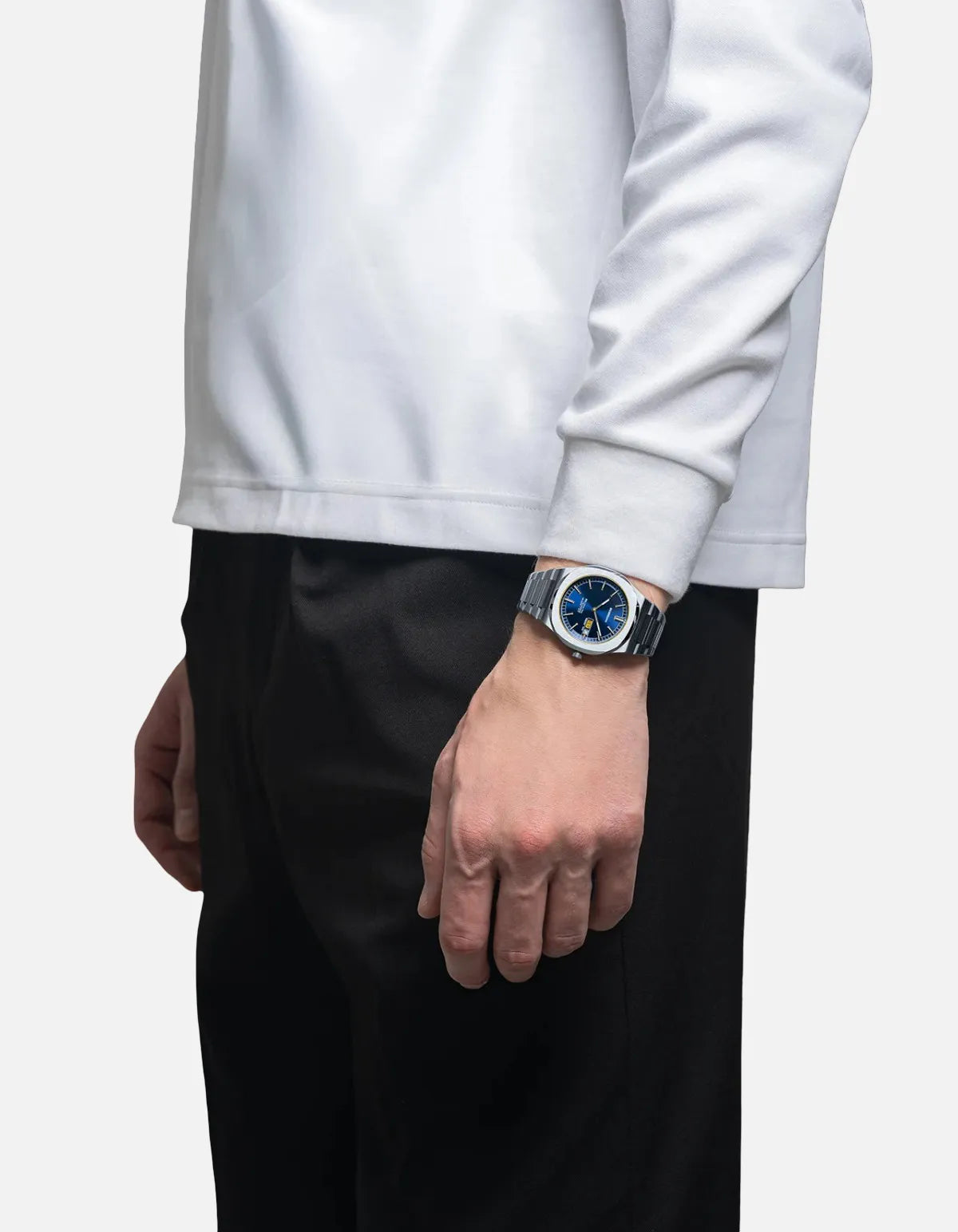 Reloj D1MILANO Ultra Thin 1970 Light Illusion