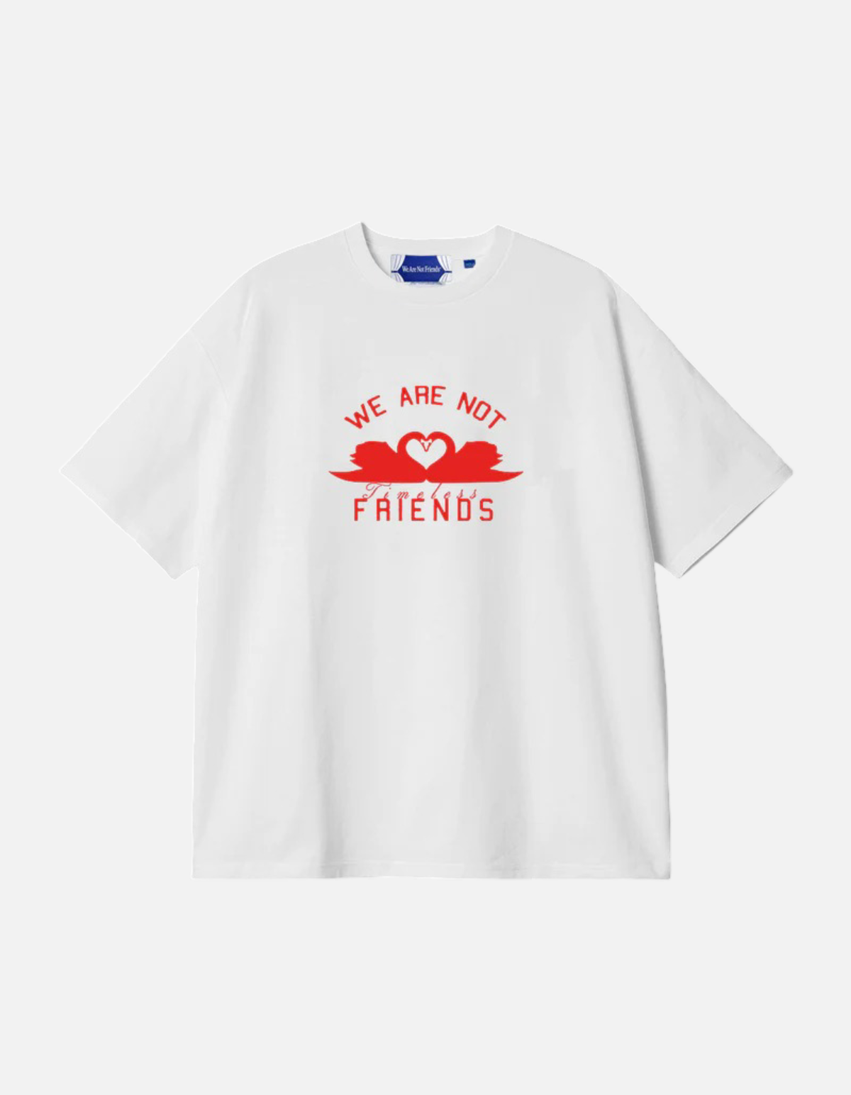 Camiseta Boxy Swan de We Are Not Friends