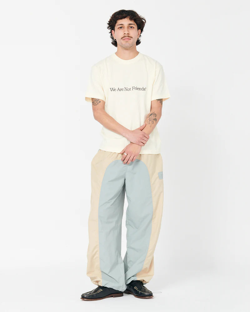 Camiseta WANF Studio de We Are Not Friends