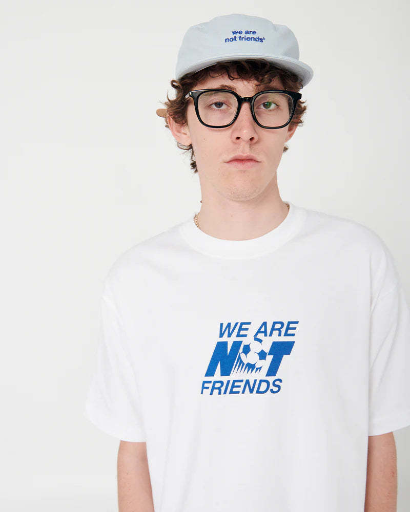 Camiseta Boxy World Cup de We Are Not Friends
