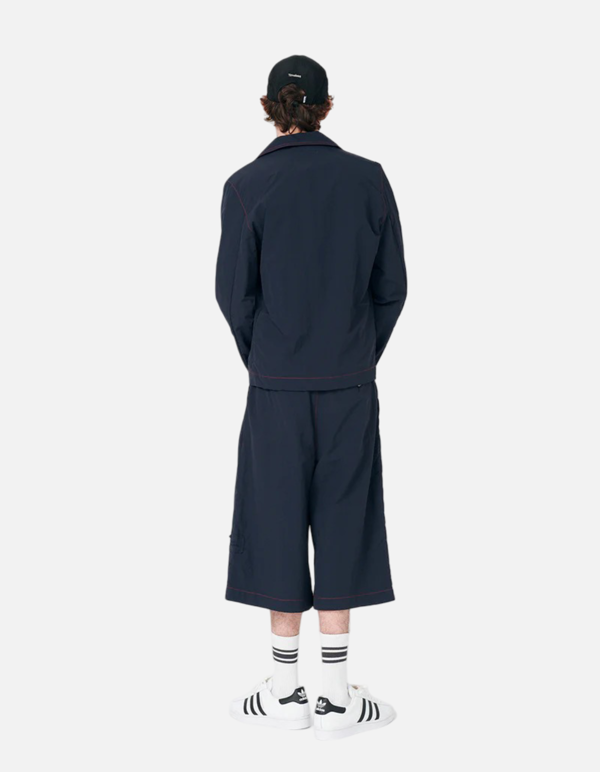 Yawaraki Blazer de We Are Not Friends
