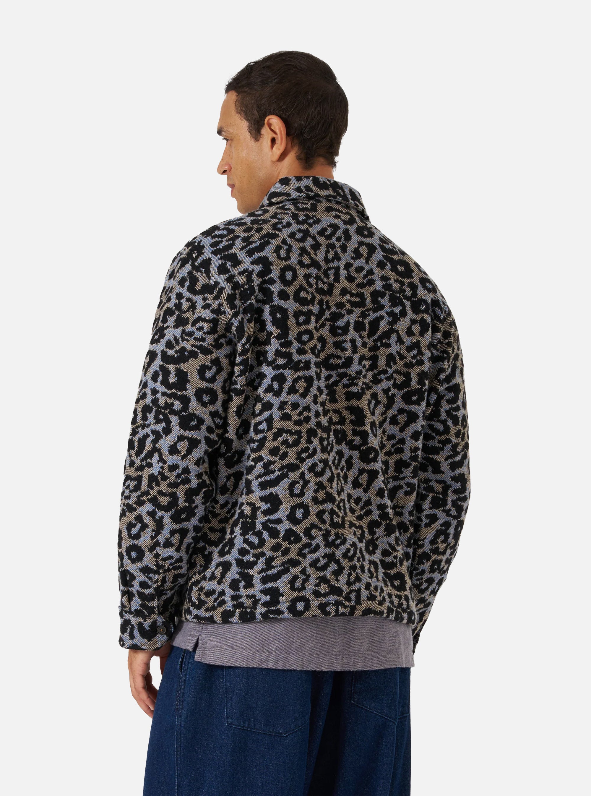 Chaqueta Club en estampado de leopardo de Universal Works