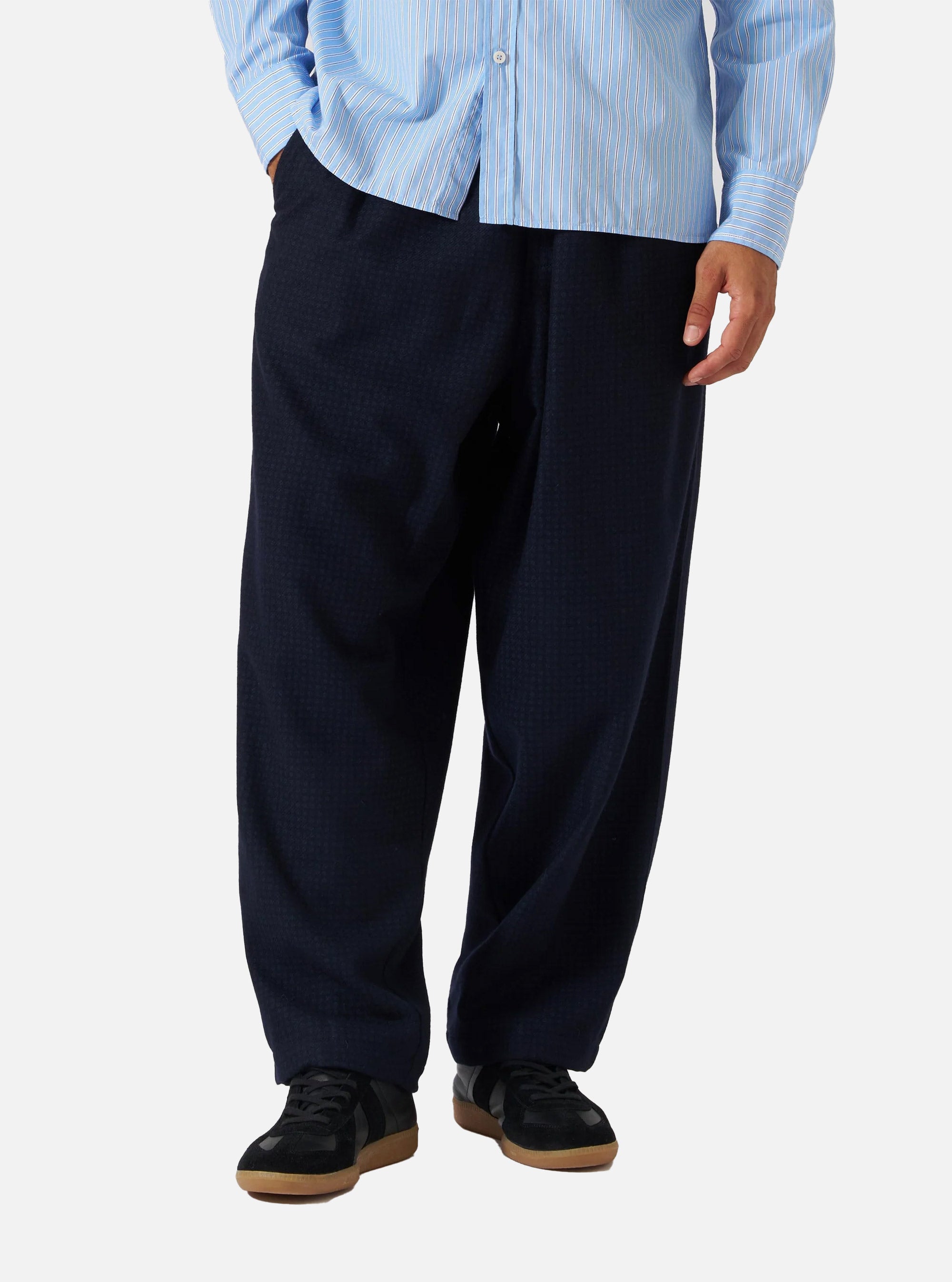 Pantalón Dutch de franela con estampado de lunares de Universal Works