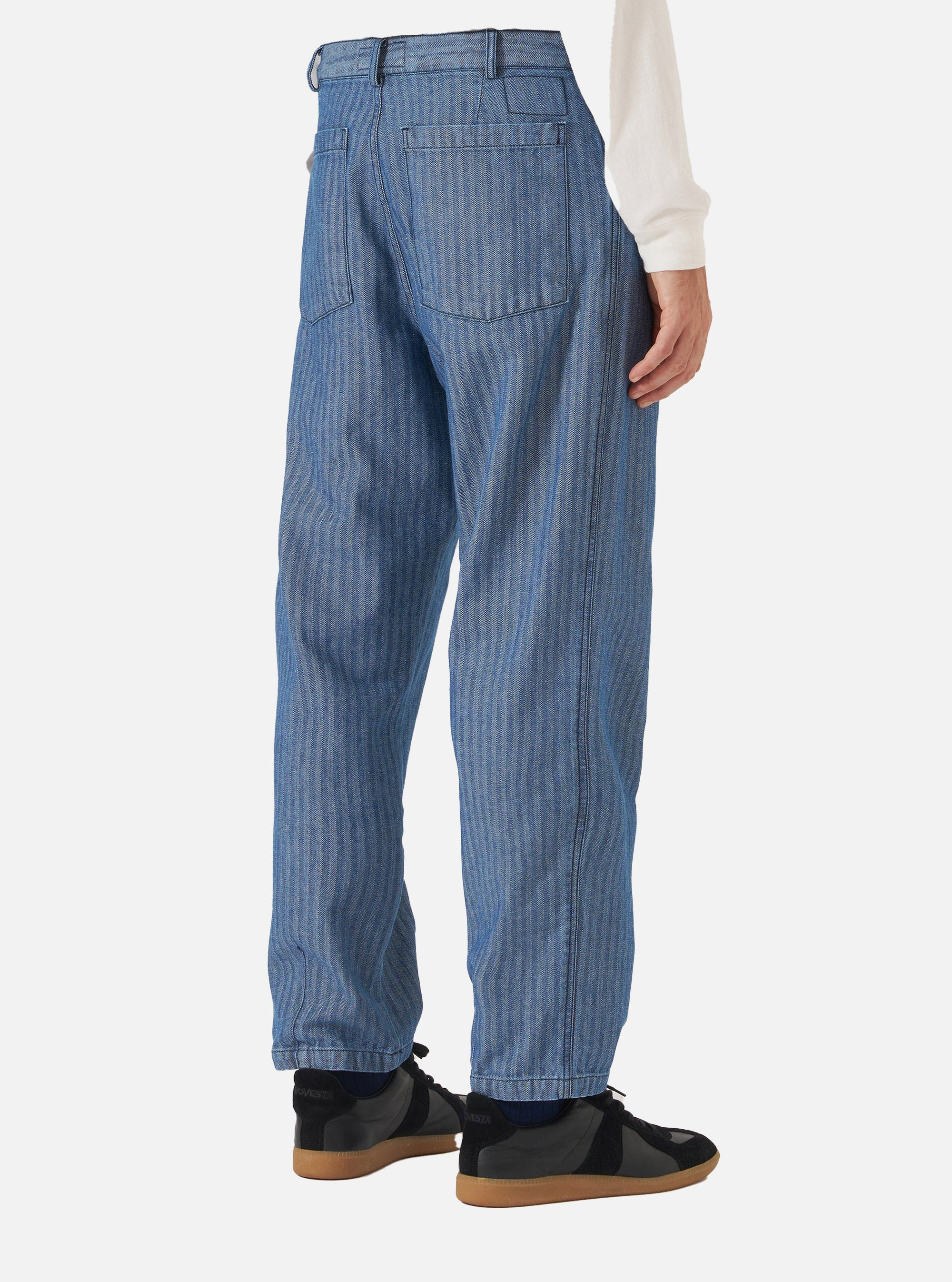 Pantalón Utility Denim de Universal Works