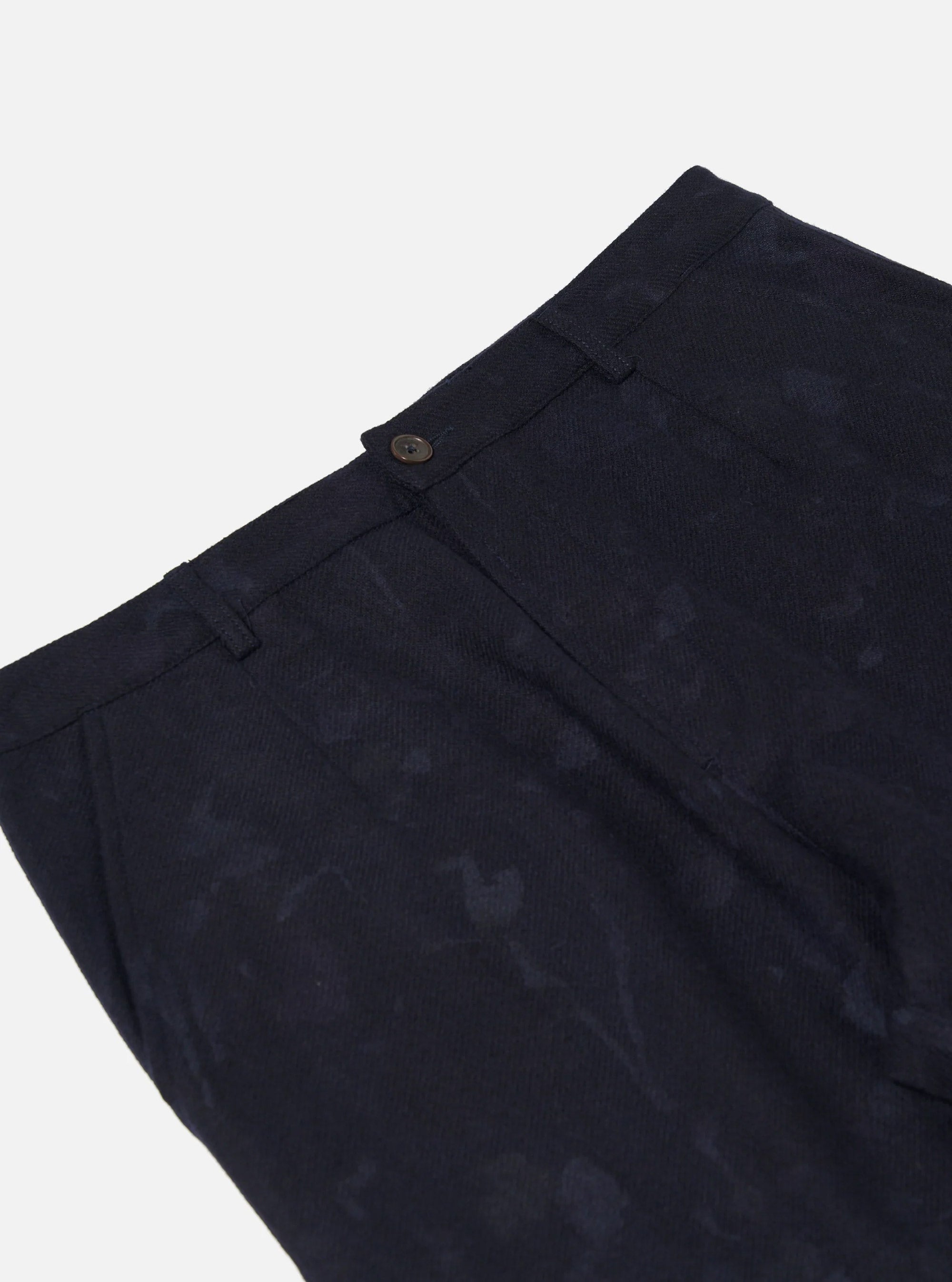 Pantalón Superchino de franela con estampado floral de Universal Works