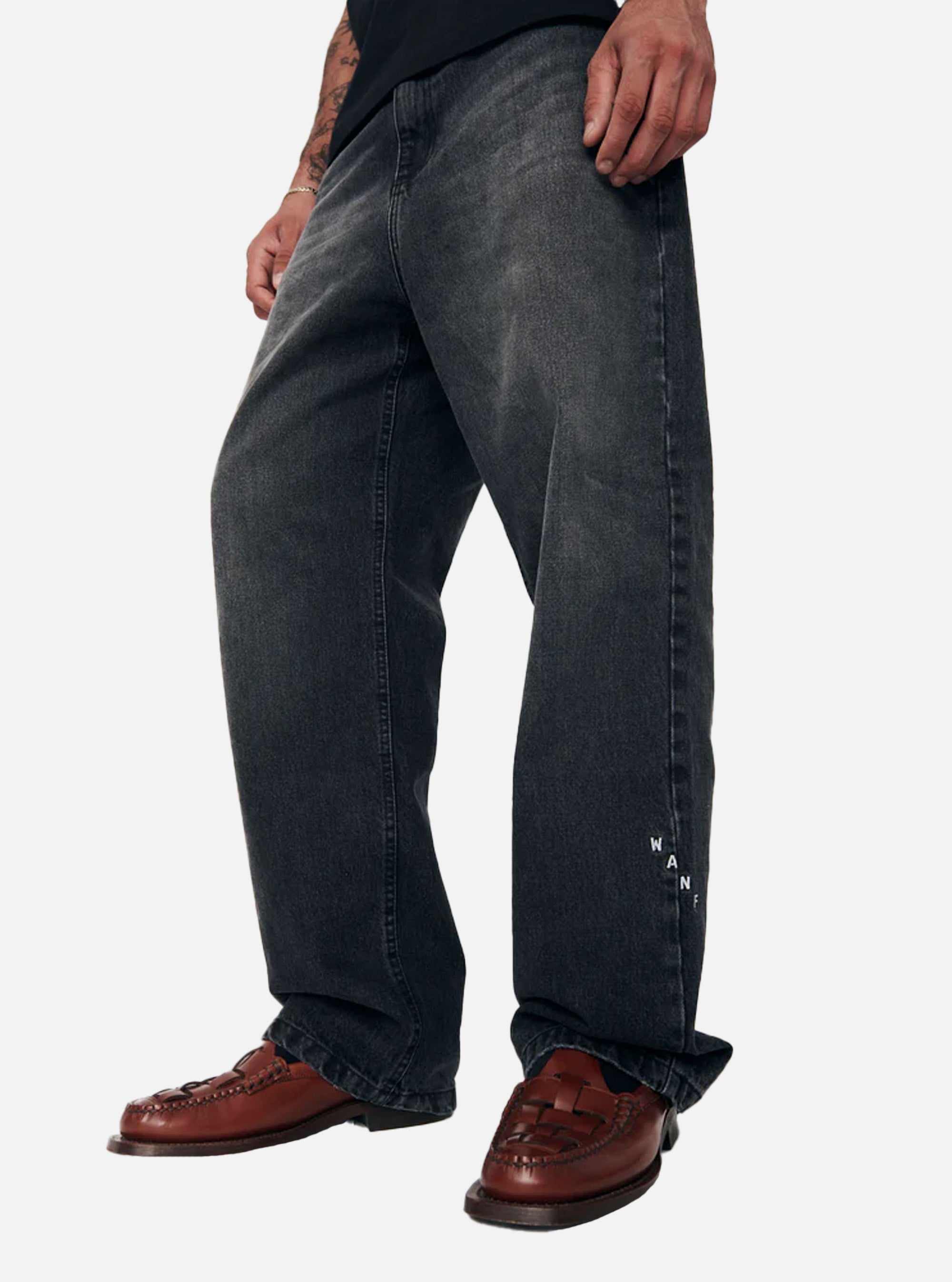 Pantalón Shadow Face de We Are Not Friends